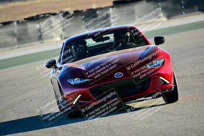 media/Dec-13-2025-Extreme Speed (Sat) [[d129ecb0b9]]/Beginner/Session 3 (Turn 5)/